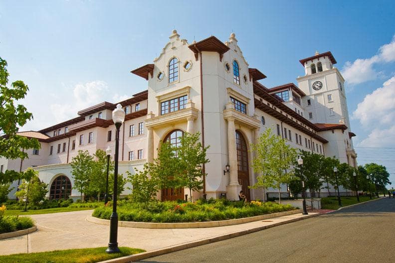 University Hall photo 3