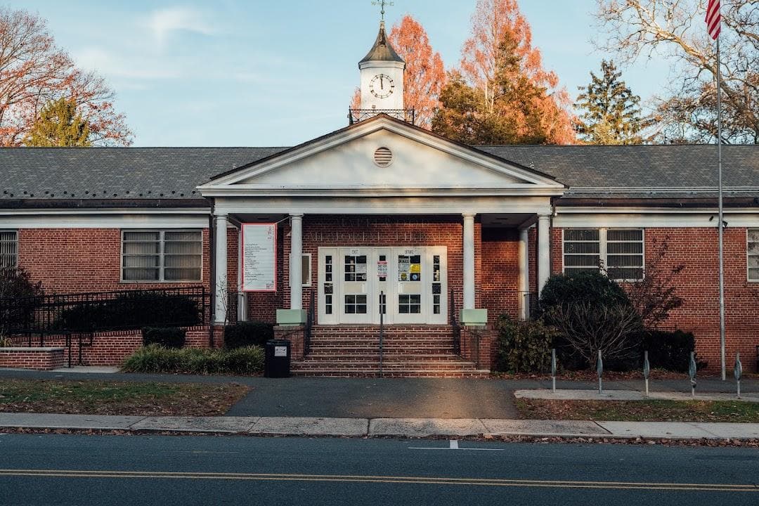 Maplewood Memorial Library photo 4