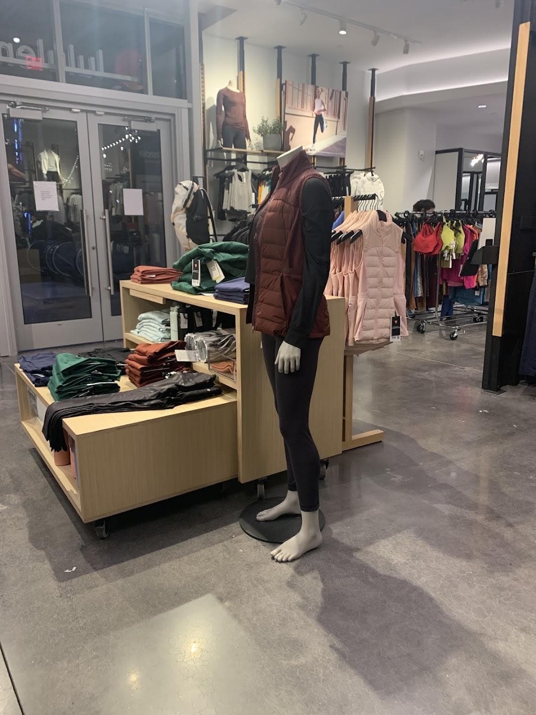 lululemon photo 2