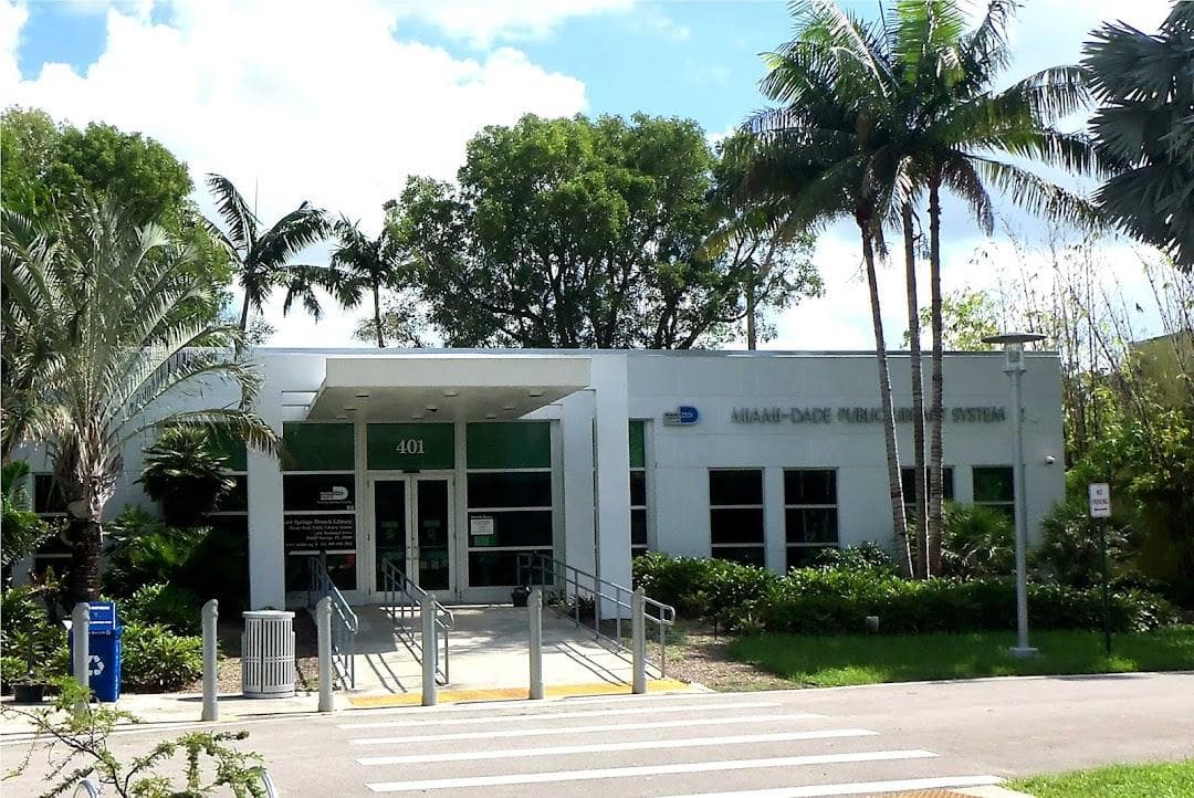 Miami Springs Branch Library photo 4