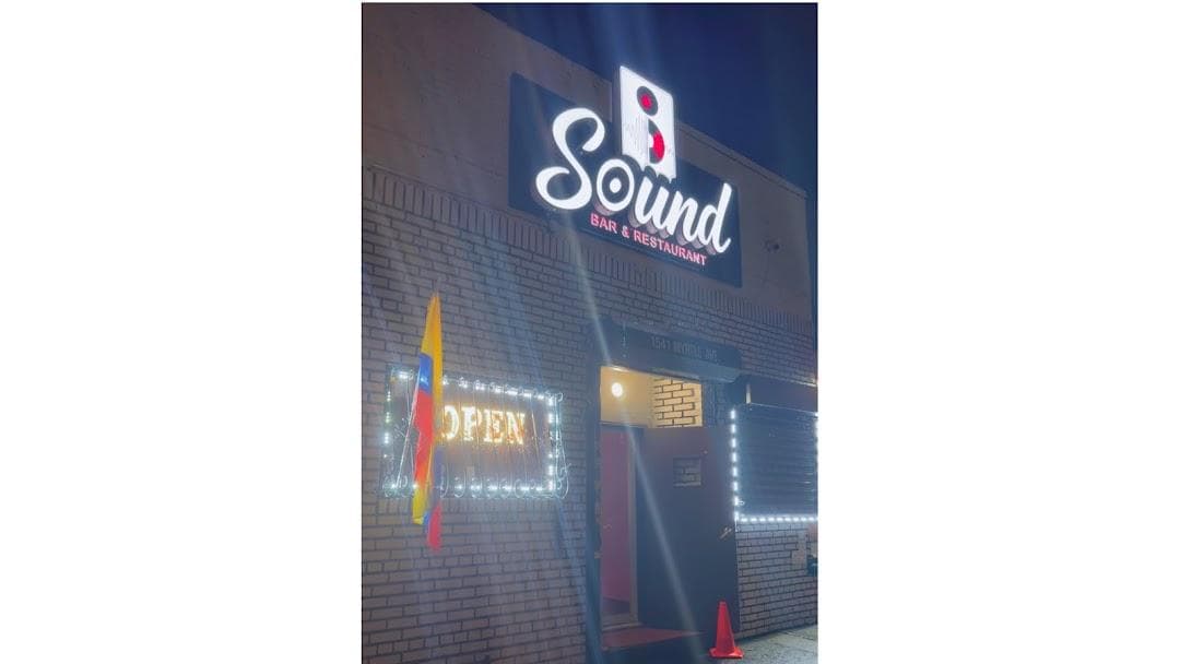 Sound Bar and Restaurant photo 3