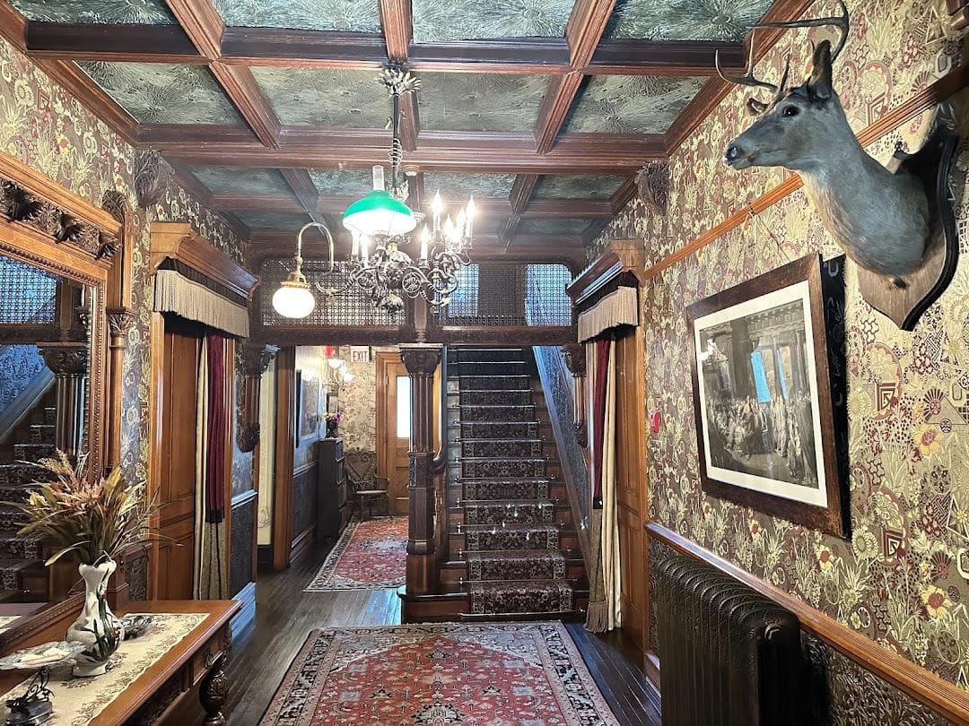 Emlen Physick Estate photo 5