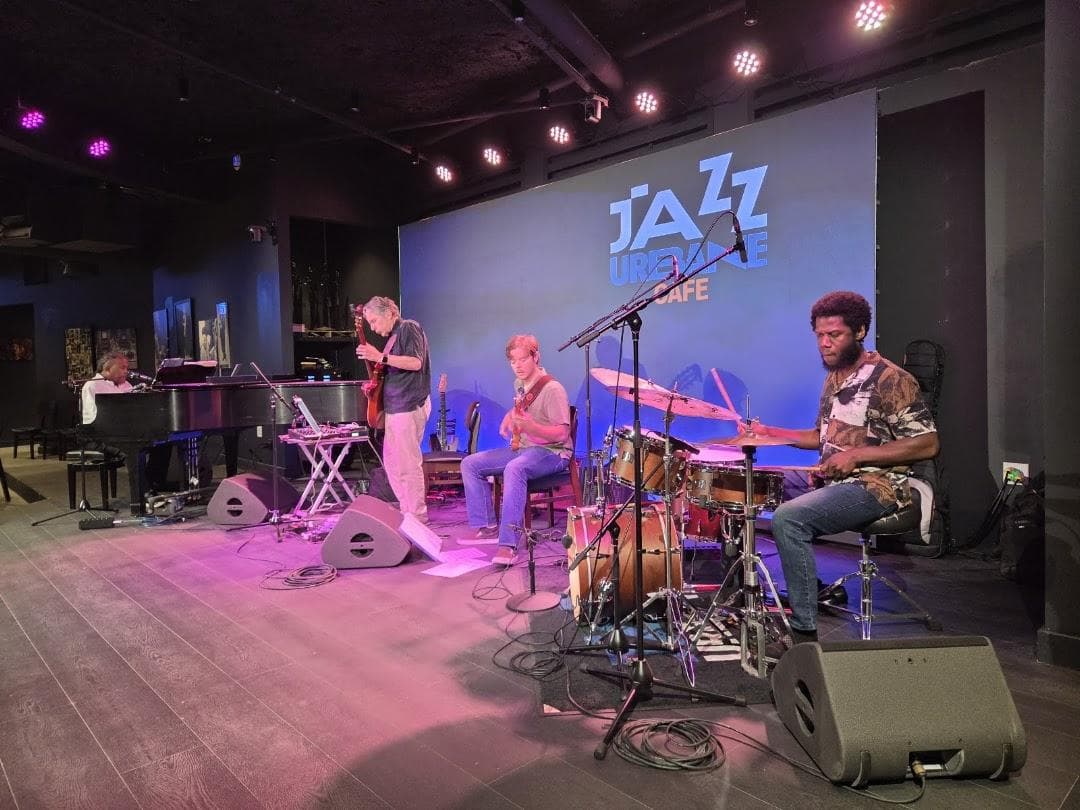 JazzUrbane Cafe photo 3