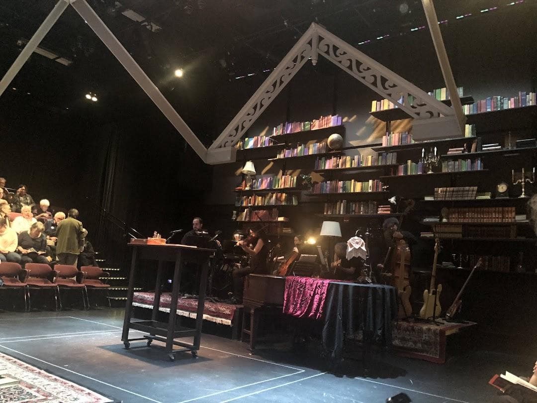 SpeakEasy Stage Company photo 2