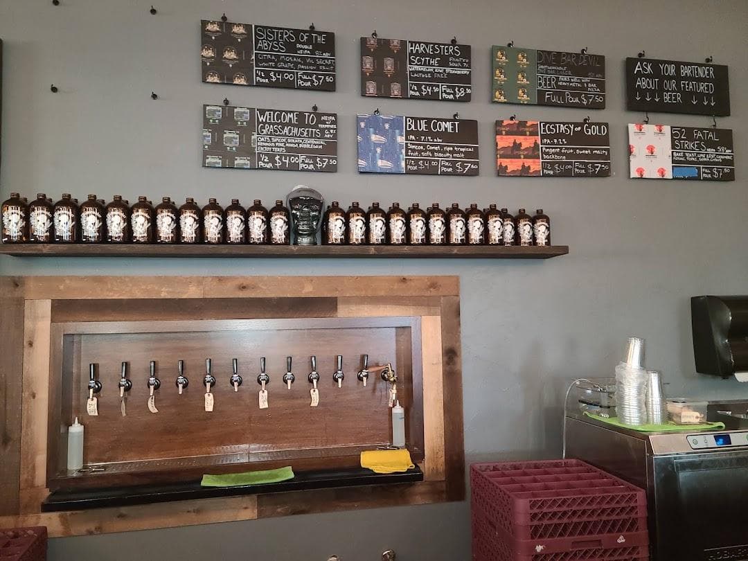 Widowmaker Brewing photo 1