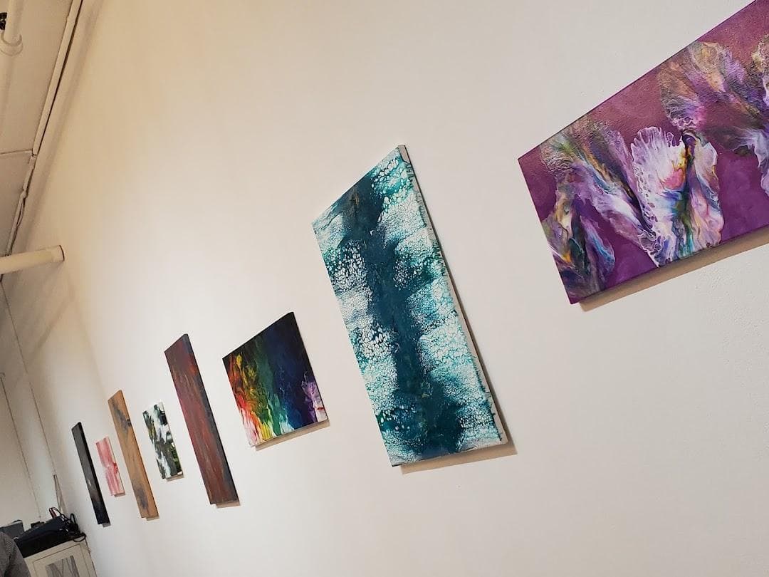 Seven House Gallery photo 5