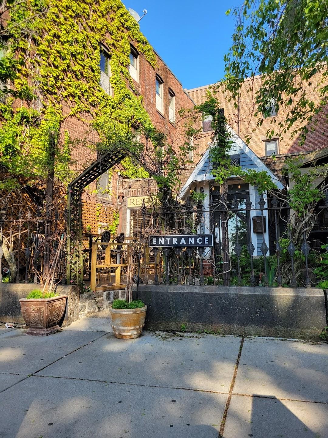 224 Boston Street Neighborhood Restaurant in Dorchester photo 2