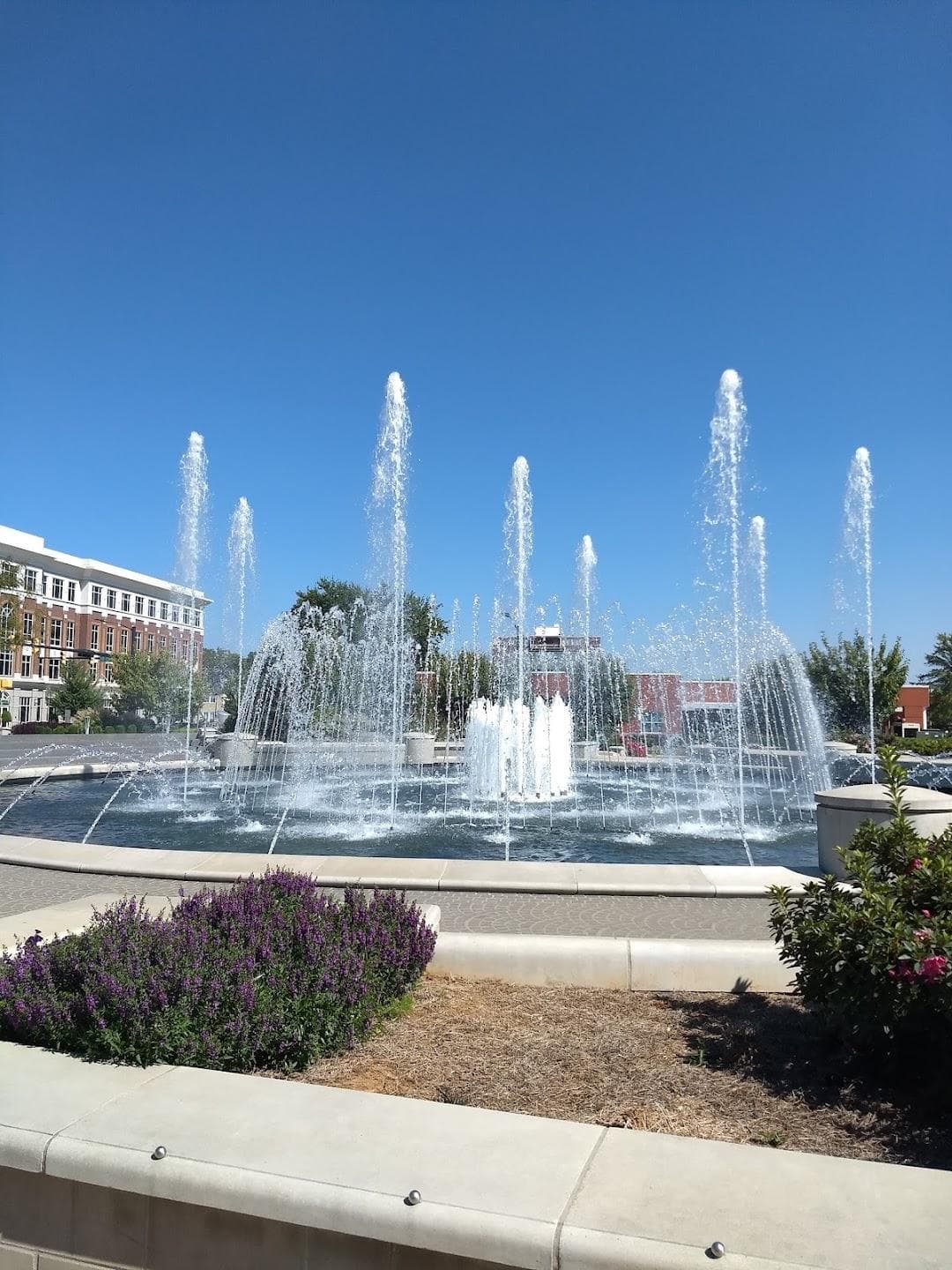 Fountain Park photo 1