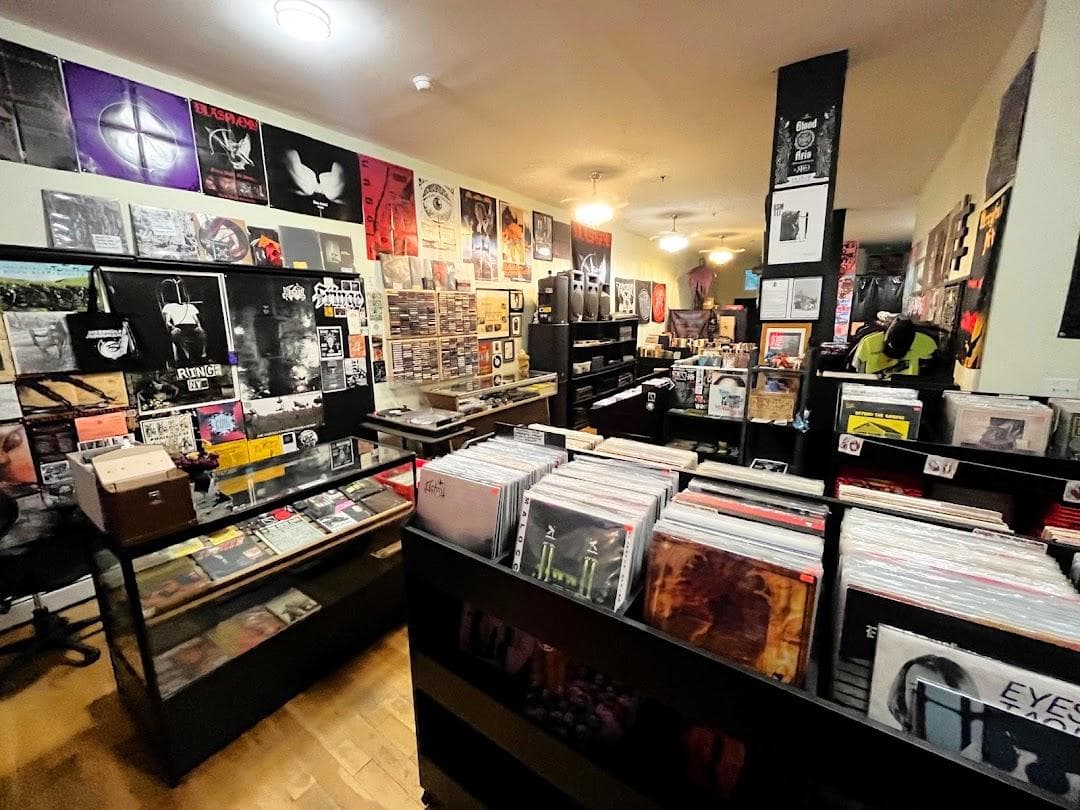 Fringe Records NYC photo 1