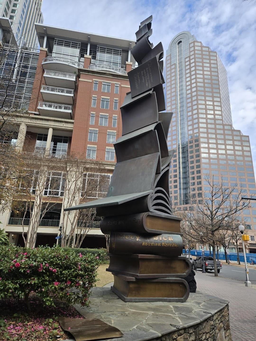 Three Wells Fargo Center photo 6