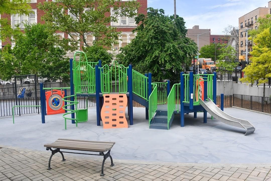Hunts Point Playground photo 6