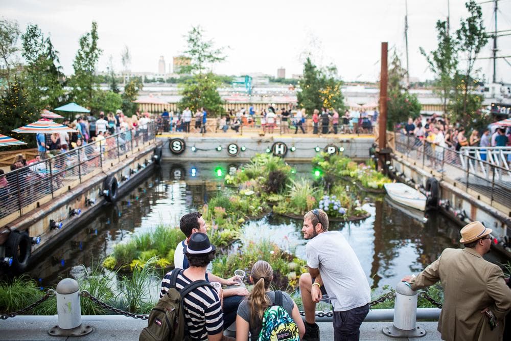 Spruce Street Harbor Park photo 2