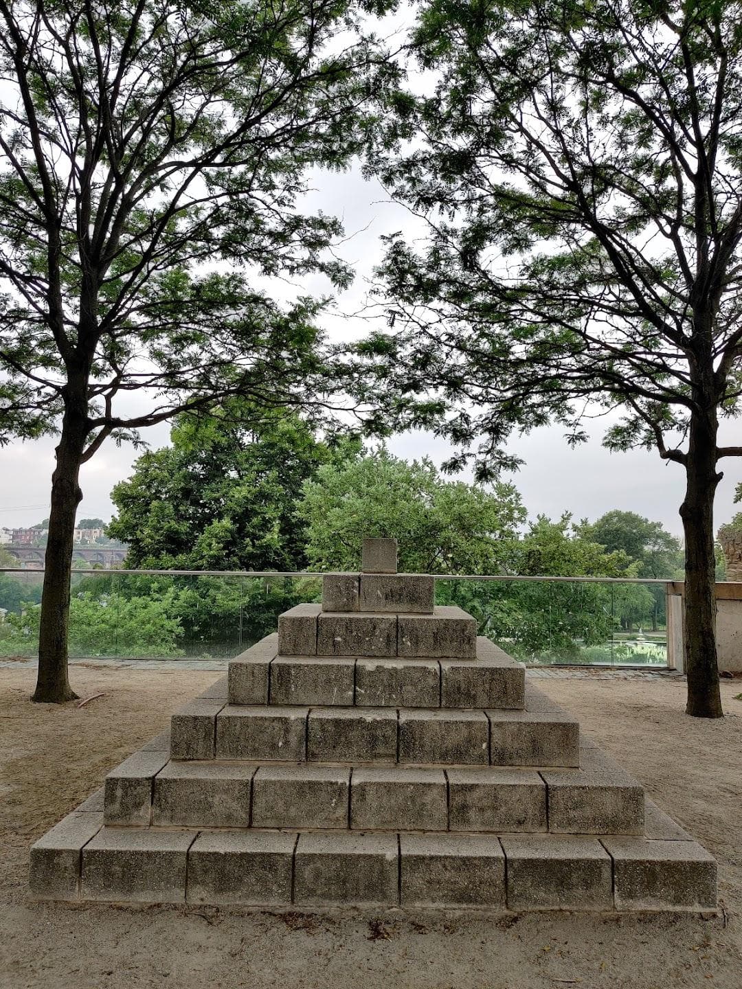 The Anne d’Harnoncourt Sculpture Garden photo 5