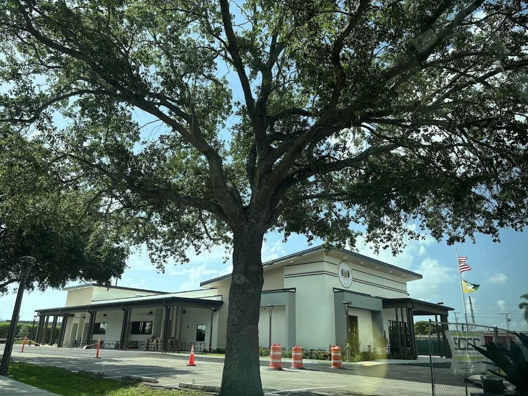 Oakland Park Library photo 5