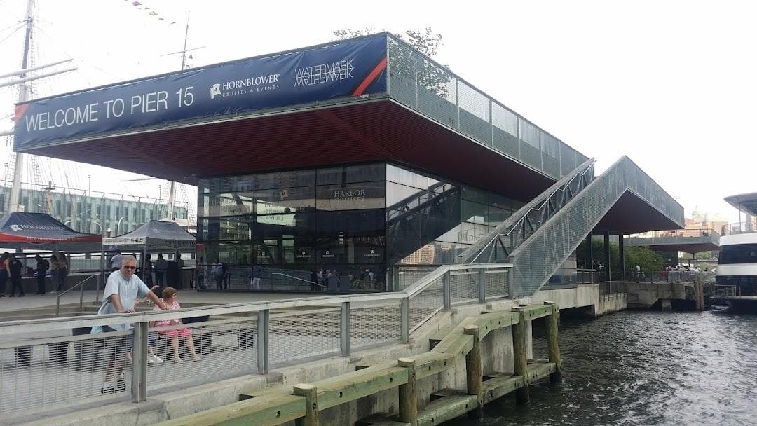 Pier 15 East River Esplanade photo 3