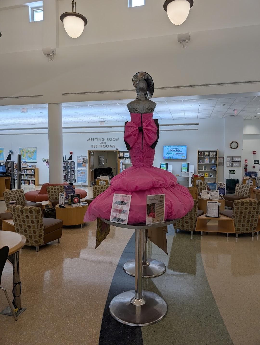 Pinecrest Branch Library photo 5