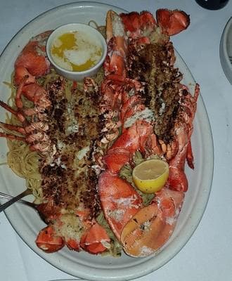Carmine's Italian Restaurant - Times Square photo 4