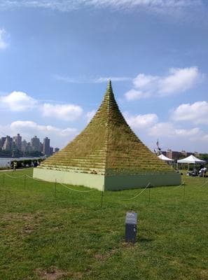 Socrates Sculpture Park photo 2