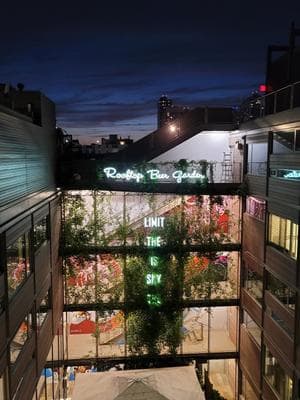 Clinton Hall & Rooftop Beer Garden photo 4