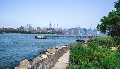 Williamsburg photo 2