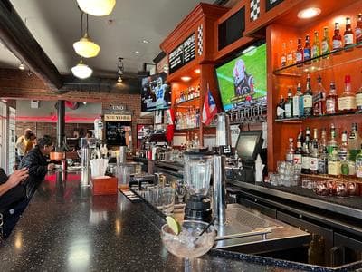 UNO Pizzeria & Grill photo 1