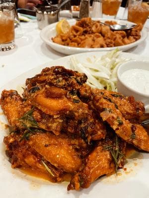 Carmine's Italian Restaurant - Upper West Side photo 2