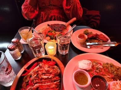 Hi Life Bar & Grill photo 6