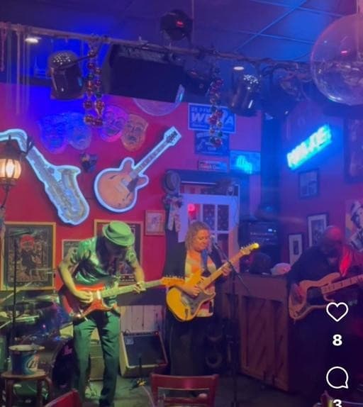 Blues Thursday with Darrell Raines