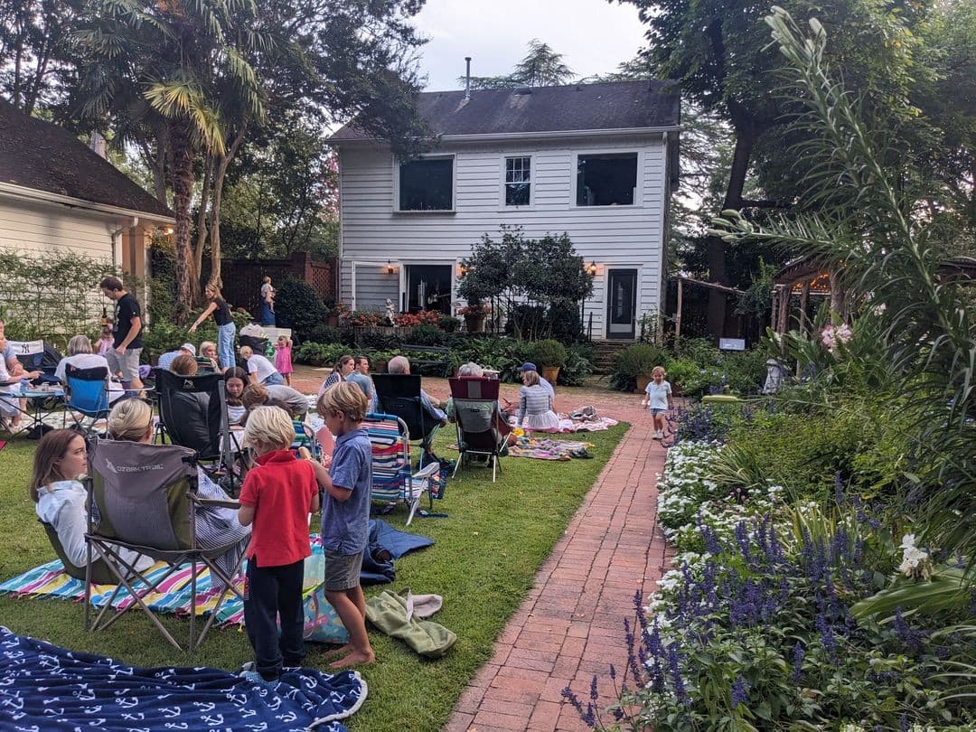 Food Truck & Music in the Garden