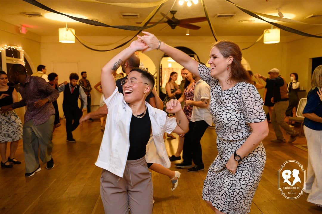 Swing Out dance lessons & socials