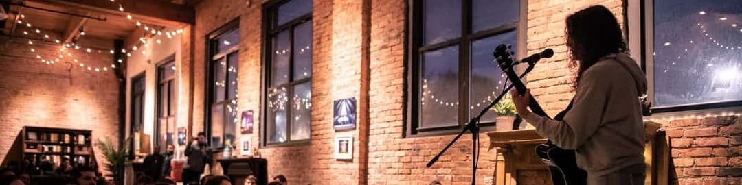 Sofar Sounds Chicago secret show in Lincoln Park