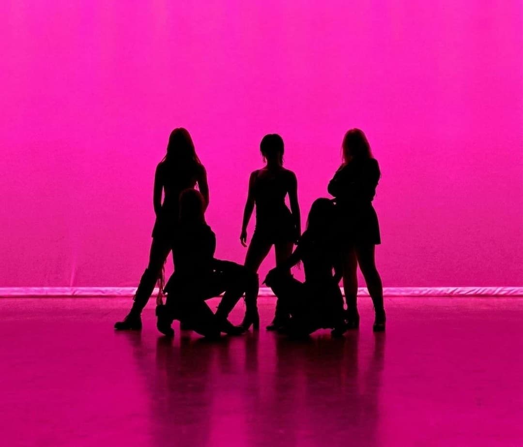 B-Girls: Global K-Pop Idol