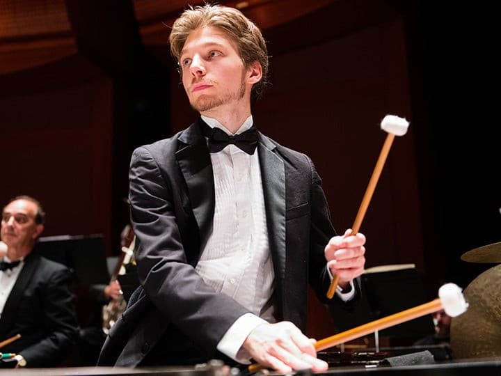 Xian Zhang Conducts Mozart
